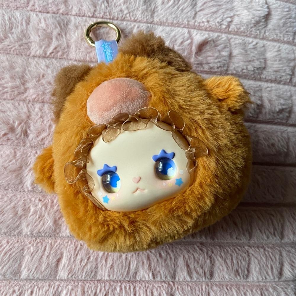 Lovely Emma Deer keychain